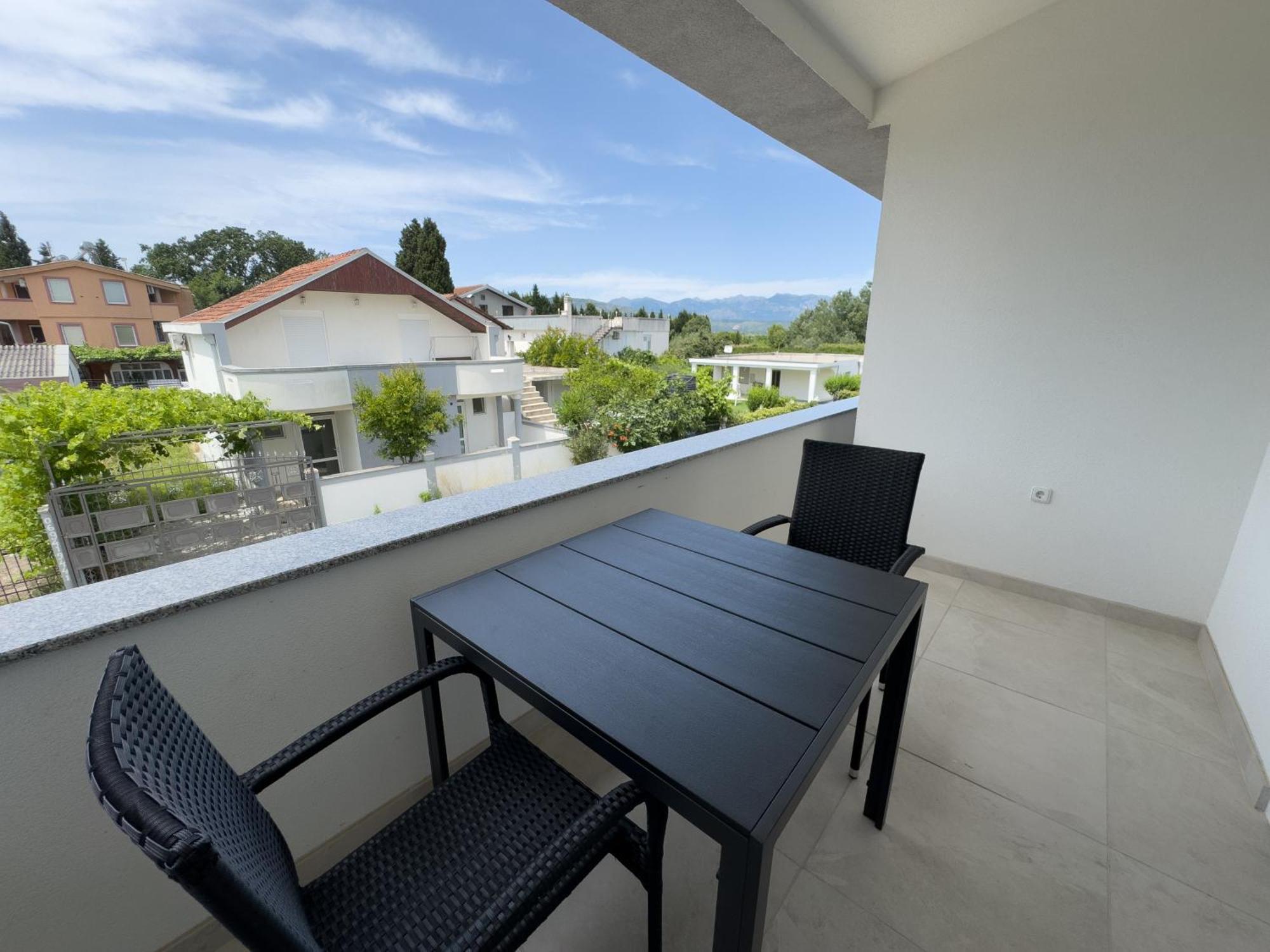 Adla Apartmani Улцинь Экстерьер фото