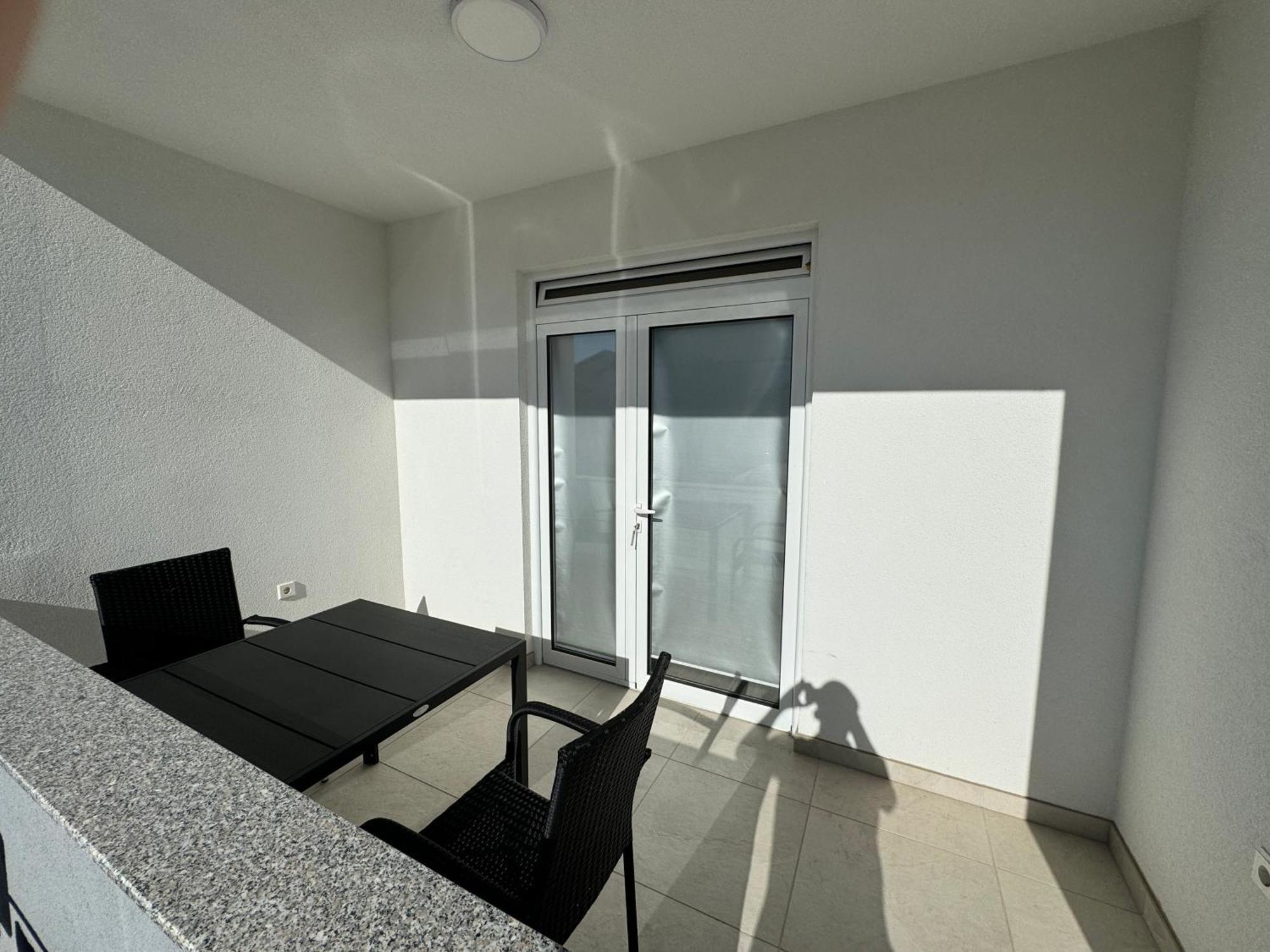 Adla Apartmani Улцинь Экстерьер фото