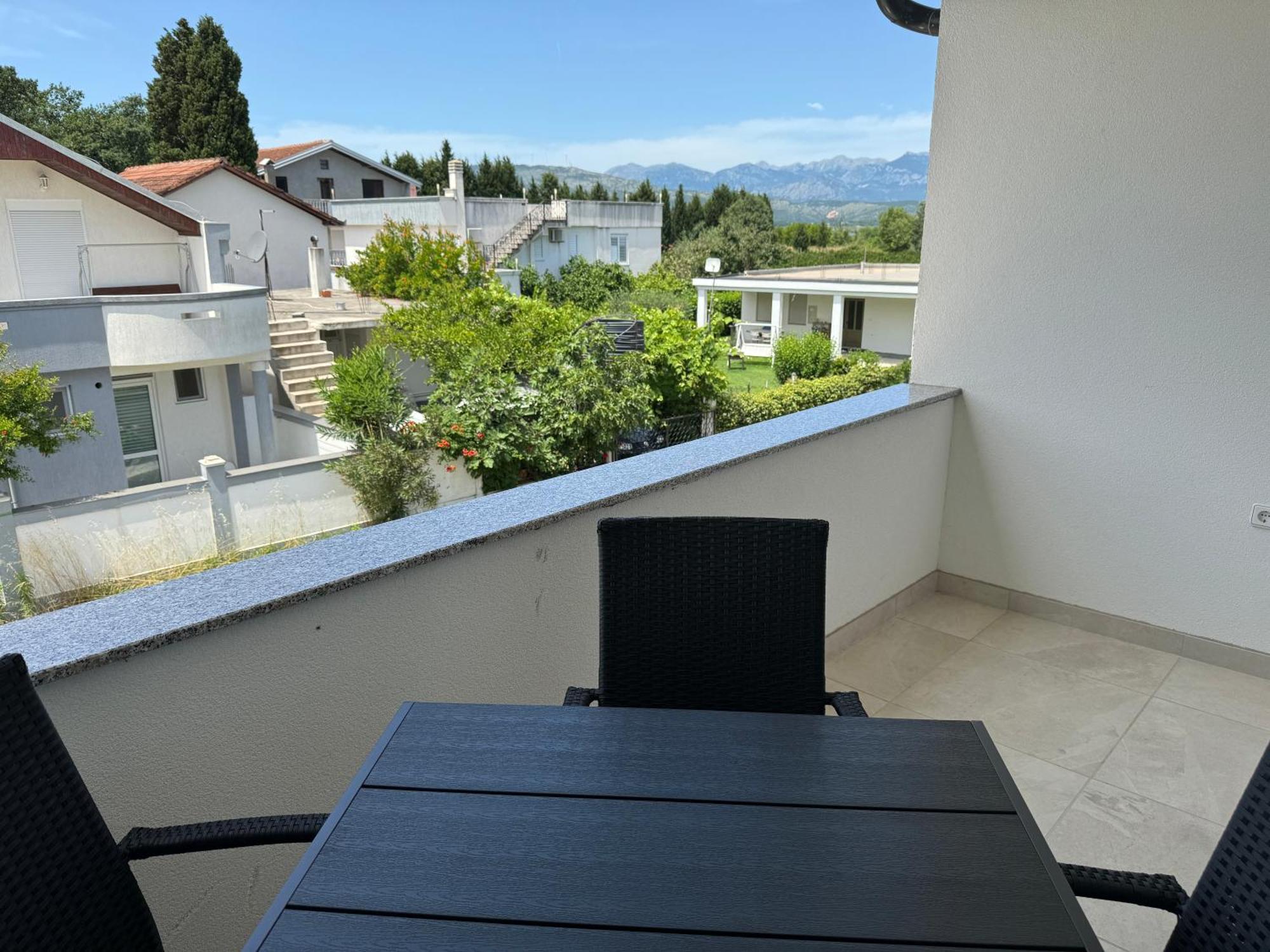 Adla Apartmani Улцинь Экстерьер фото